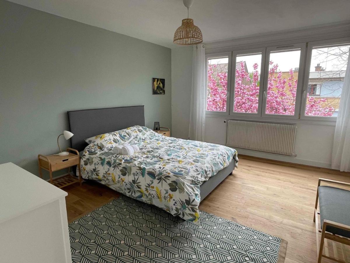 リール La Chambre Jaune Maison Avec Grande Terrasse Et Garage Priveヴィラ エクステリア 写真